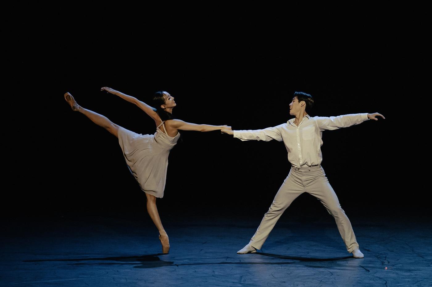 지난해 '발레스타즈'에서 '로미오와 줄리엣' 공연 중인 정재은과 료타키타이ⓒBAKI(성남아트센터 제공)