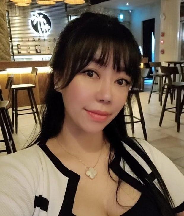 본문 이미지 - SBS플러스·ENA '나는 솔로' 10기 정숙. (온라인 커뮤니티 갈무리)