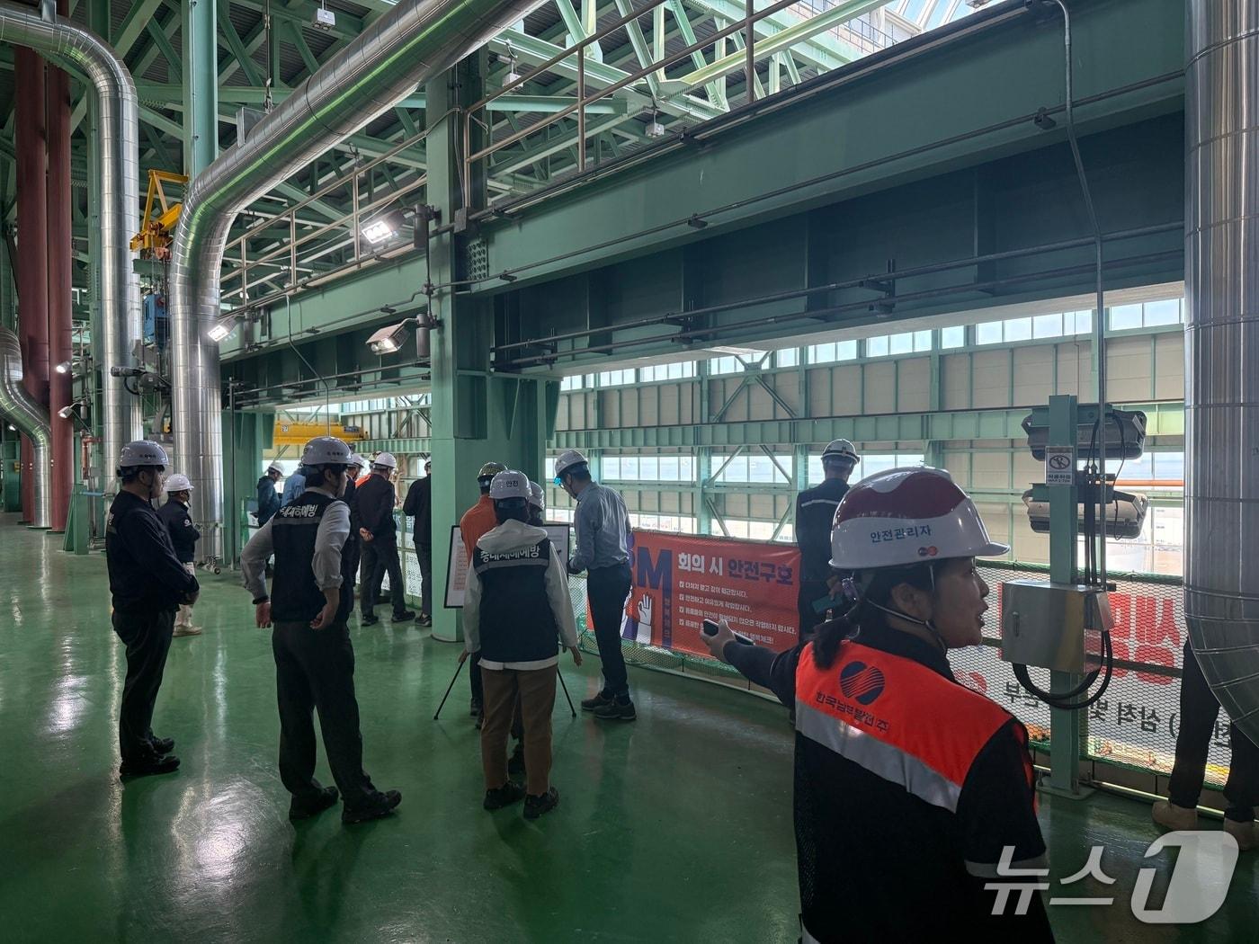 본문 이미지 - 상반기 태백·삼척지역 안전문화실천추진단 정기회의.&#40;고용노동부 태백지청 제공. 재판매 및 DB금지&#41;/뉴스1