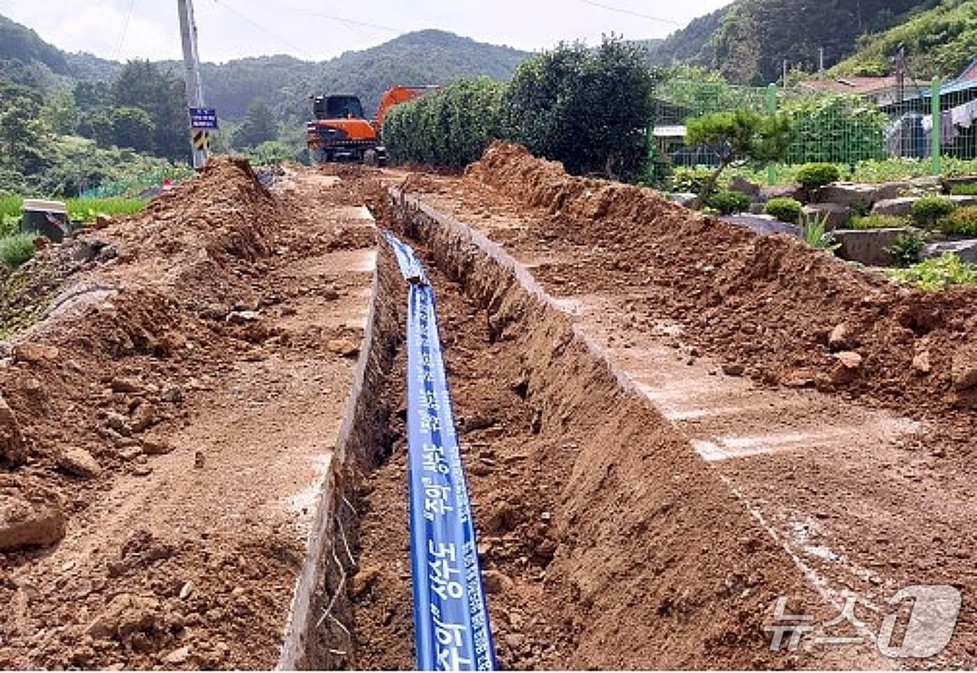 충북 괴산군은 청안면 장암4리·백봉2리, 청천면 신월리, 불정면 외령리 총 4개 마을을 대상으로 '낙후지역 먹는 물 수질 개선사업'을 추진 중이다. 사진은 청천면 신월리 현장 모습.(괴산군 제공, 재판매 및 DB금지)/뉴스1