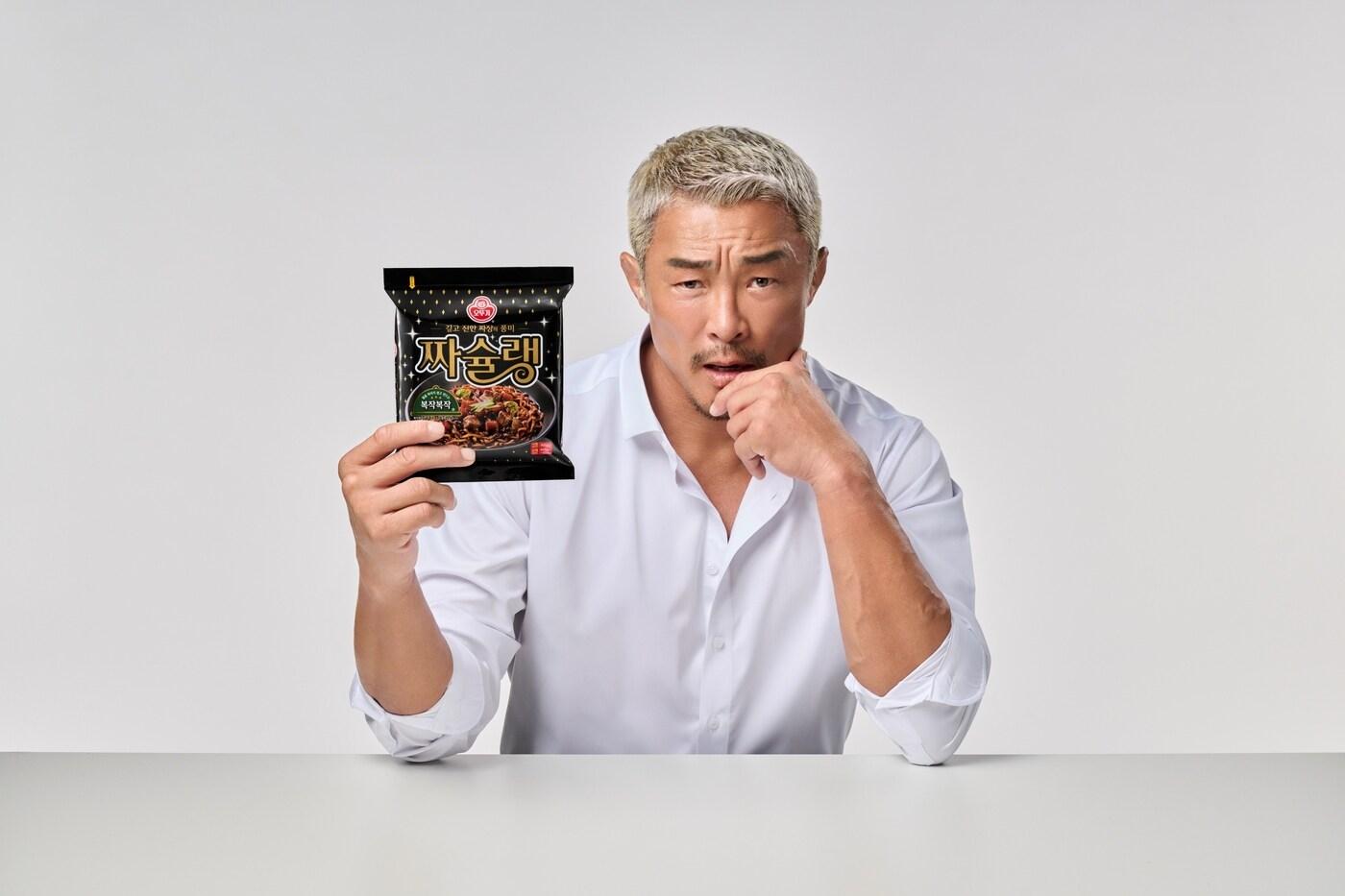 오뚜기 짜슐랭 신규 모델 방송인 추성훈.(오뚜기 제공)