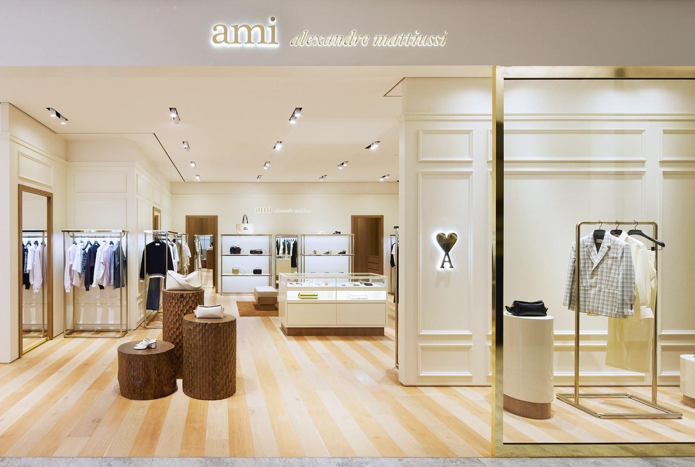 아미(AMI)는 신세계백화점 사우스시티에 여성 매장을 열었다.(아미제공)