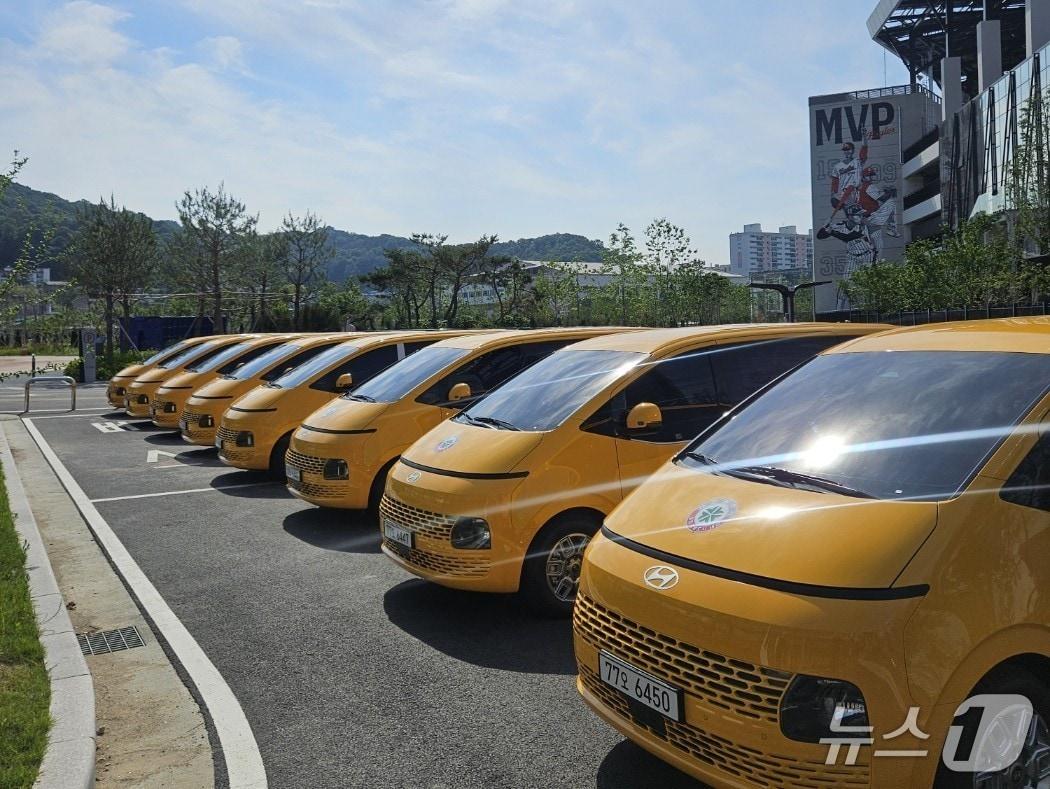 본문 이미지 - 새로 도입된 교통약자 특별교통수단 차량.(대전시 제공 .재판매 및 DB금지)/뉴스1