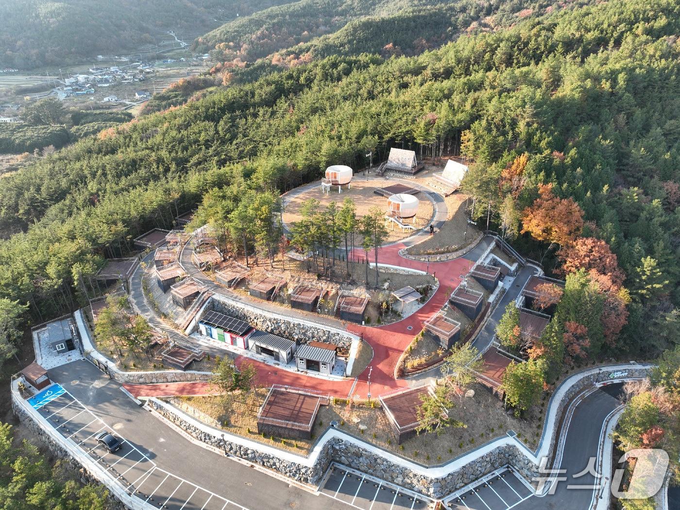 본문 이미지 - 광양 구봉산 숲속야영장 전경