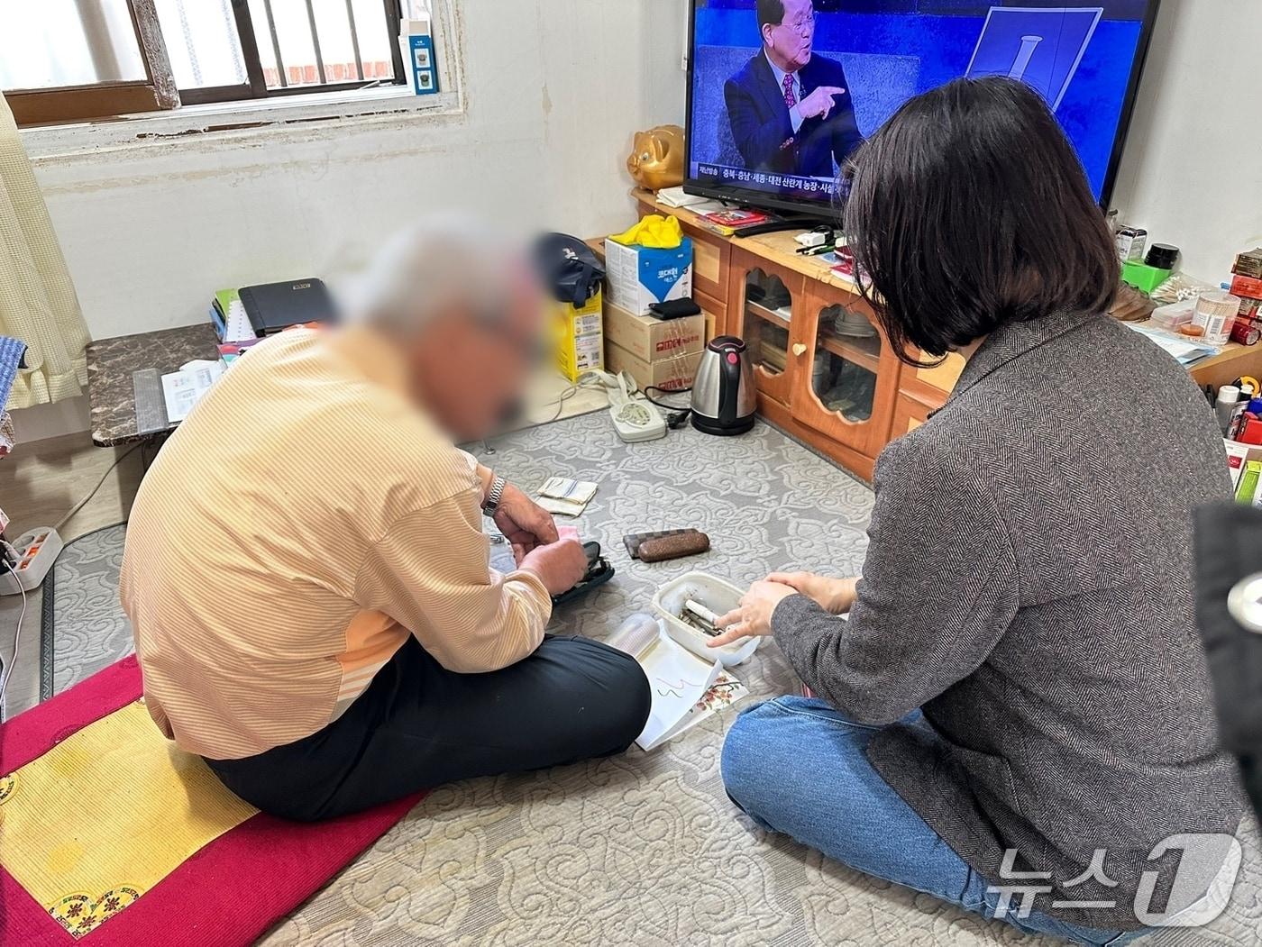 본문 이미지 - 울산 남구가 노인맞춤돌봄서비스를 통해 위기에 처한 독거노인을 살릴 수 있었다고 30일 밝혔다.(울산 남구 제공. 재판매 및 DB 금지) /뉴스1