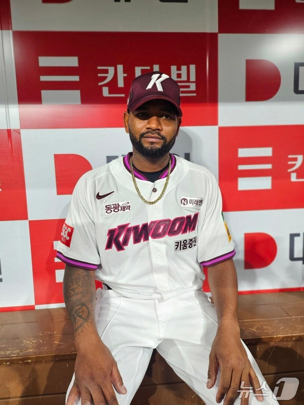 본문 이미지 - 키움 히어로즈에 합류한 라울 알칸타라. ⓒ News1