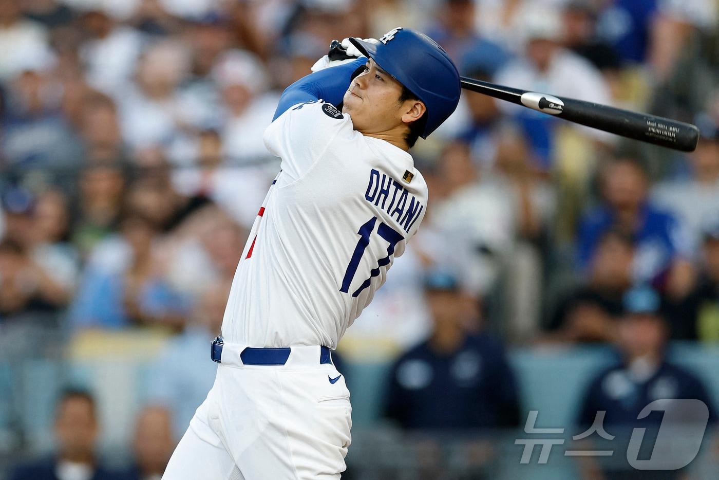 LA 다저스 오타니 쇼헤이가 31일&#40;한국시간&#41; 열린 2025 메이저리그 뉴욕 양키스전에서 솔로포 두 방을 터뜨렸다. ⓒ AFP=뉴스1