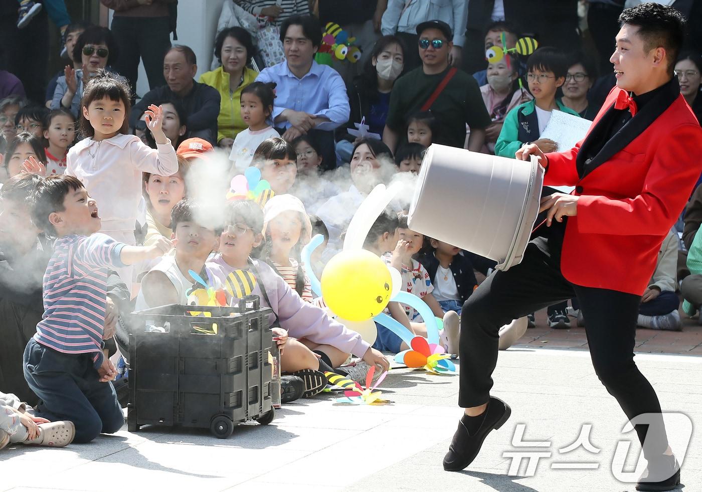 본문 이미지 - 어린이날 자료사진. /뉴스1