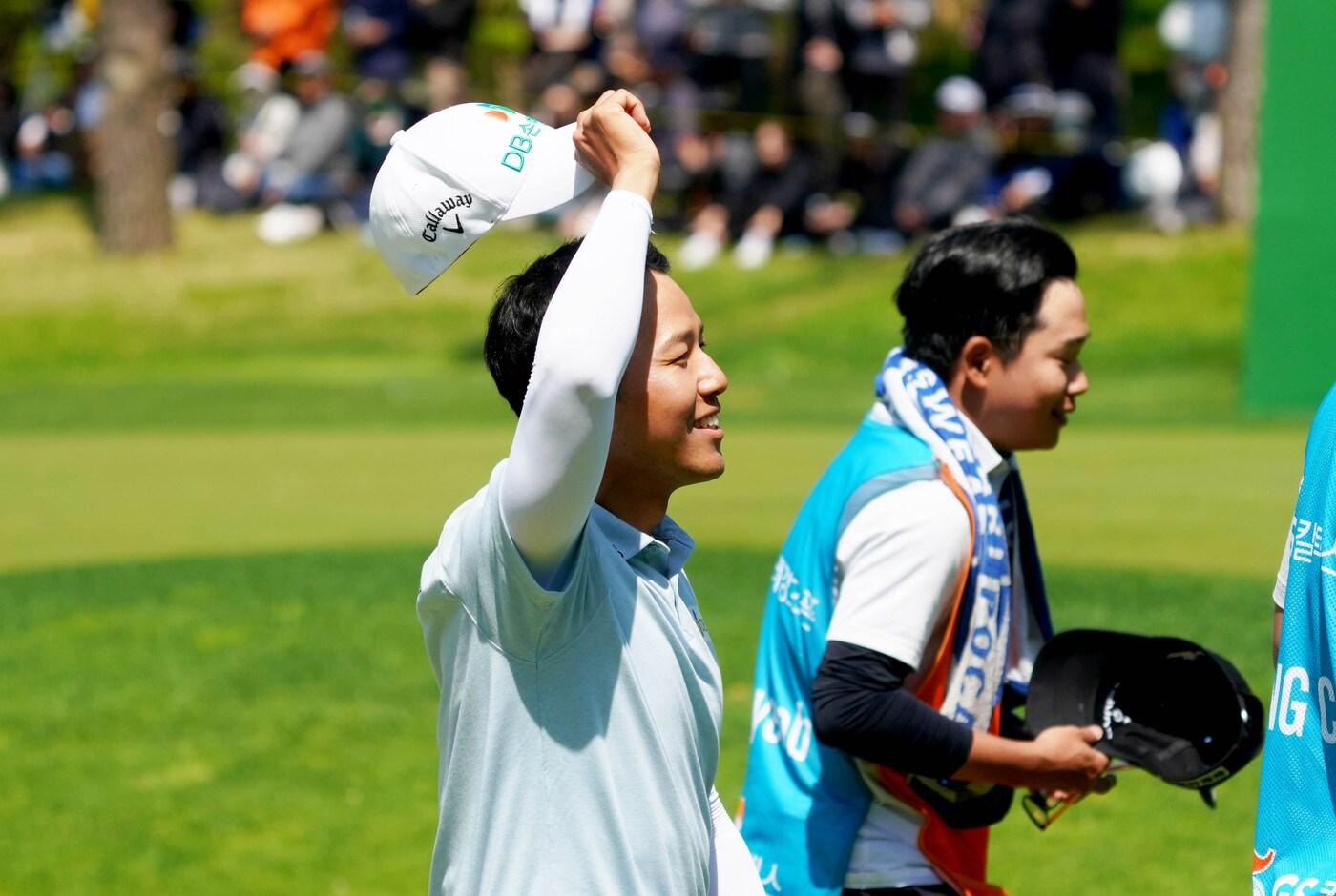 GS칼텍스 매경오픈 정상에 오른 문도엽. &#40;GS칼텍스 매경오픈 조직위 제공&#41;