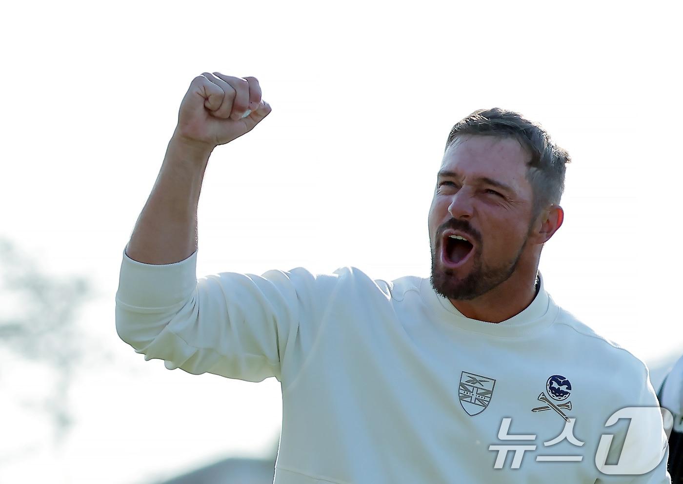 4일 인천 연수구 잭니클라우스 골프클럽에서 열린 LIV골프 코리아 파이널라운드에서 우승을 차지한 브라이슨 디섐보가 포효하고 있다. 2025.5.4/뉴스1 ⓒ News1 박정호 기자