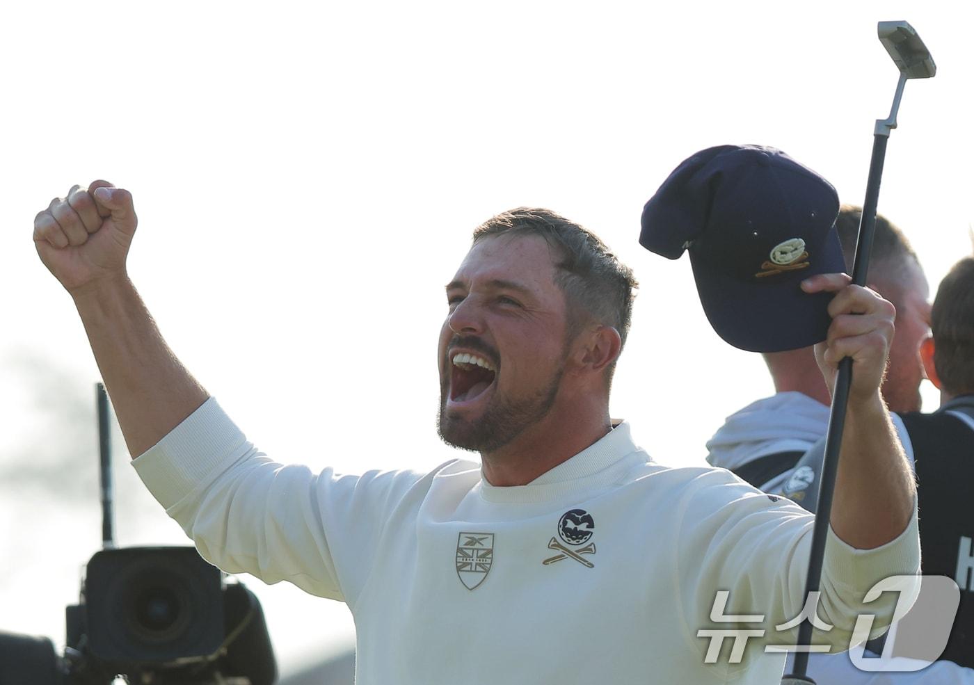 4일 인천 연수구 잭니클라우스 골프클럽에서 열린 LIV골프 코리아 파이널라운드에서 우승을 차지한 브라이슨 디섐보가 포효하고 있다. 2025.5.4/뉴스1 ⓒ News1 박정호 기자