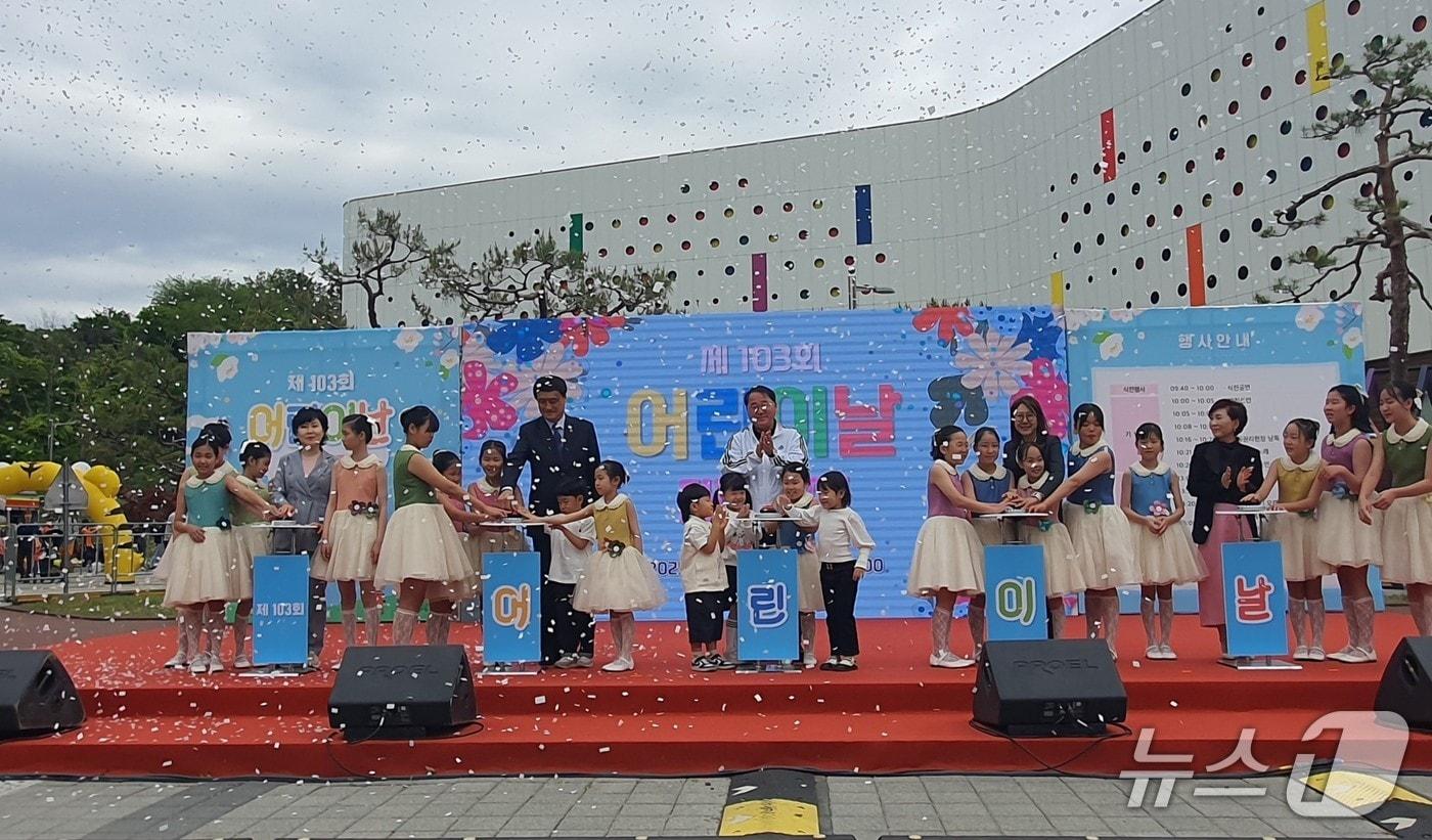 본문 이미지 - 5일 전북자치도 전주시 소재 어린이창의체험관에서 어린이날 대축제 행사가 개최됐다. (전북자치도 제공. 재판매 및 DB금지)/뉴스1