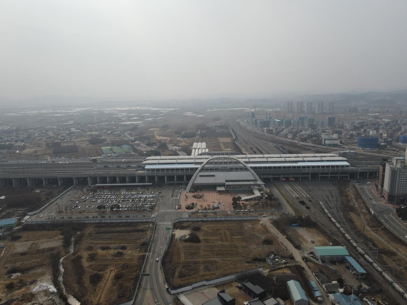 본문 이미지 - 경부·호남고속철도 분기역 청주 KTX오송역 전경. / 뉴스1 