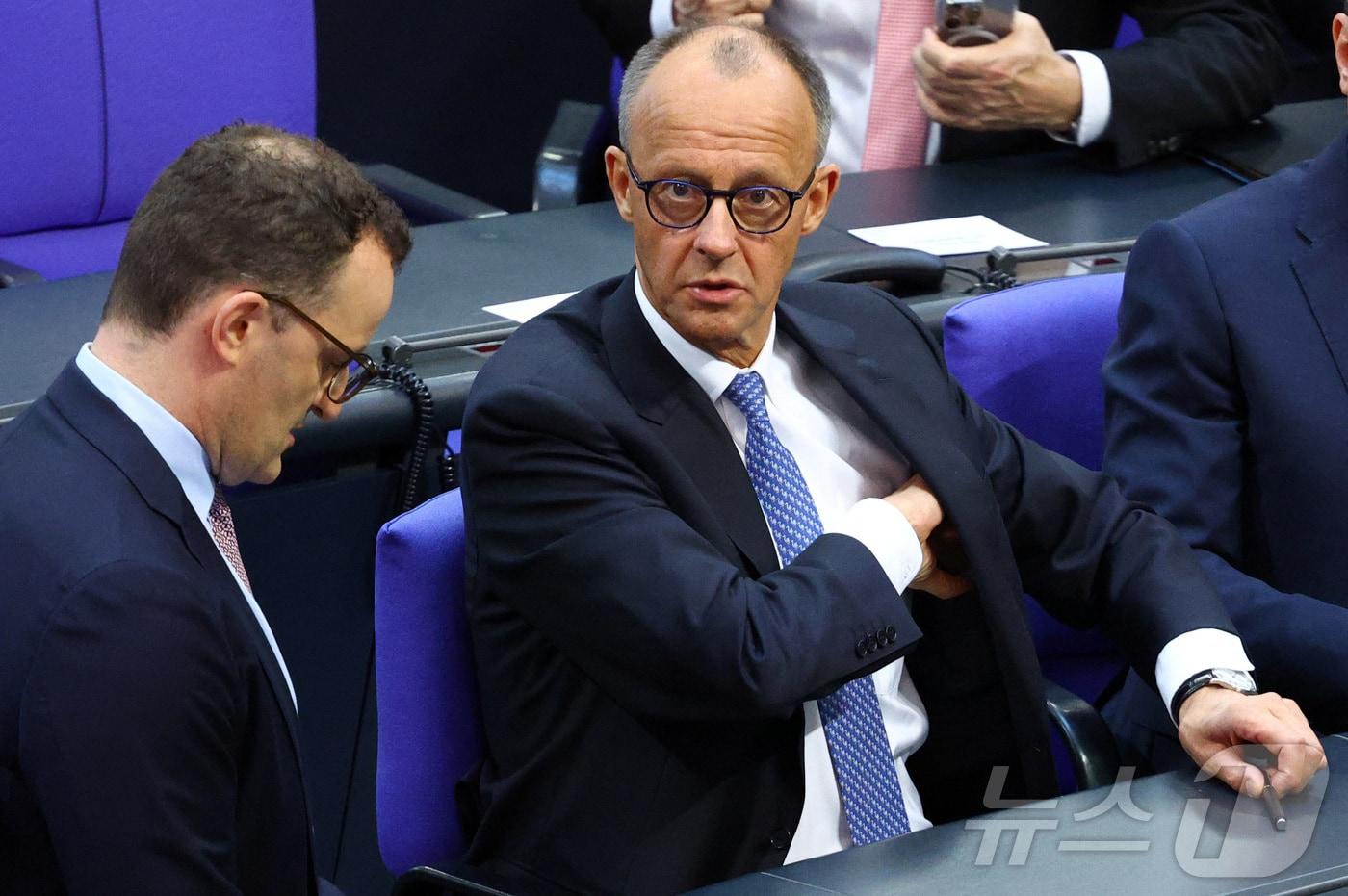 6일&#40;현지시간&#41; 독일 총리 선출 불발에 당혹스러운 표정의 프리드리히 메르츠 기독민주당&#40;CDU&#41; 대표. 2025.05.06 ⓒ 로이터=뉴스1 ⓒ News1 이지예 객원기자