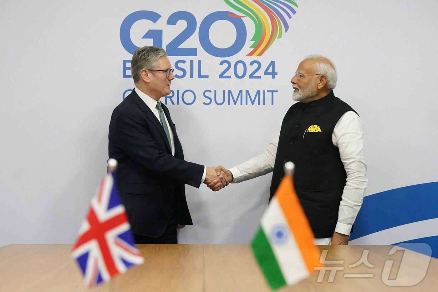 지난해 11월18일(현지시간) 키어 스타머 영국 총리와 나렌드라 모디 인도 총리가 주요20개국(G20) 정상회의에 참석하기 위해 브라질 리우데자네이루를 찾아 양자회담을 진행했다. 24.11.18 ⓒ 로이터=뉴스1 ⓒ News1 김예슬 기자