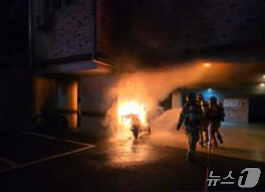 본문 이미지 - 화재 현장. (경기도소방재난본부 제공. 재판매 및 DB 금지) 2025.5.7/뉴스1