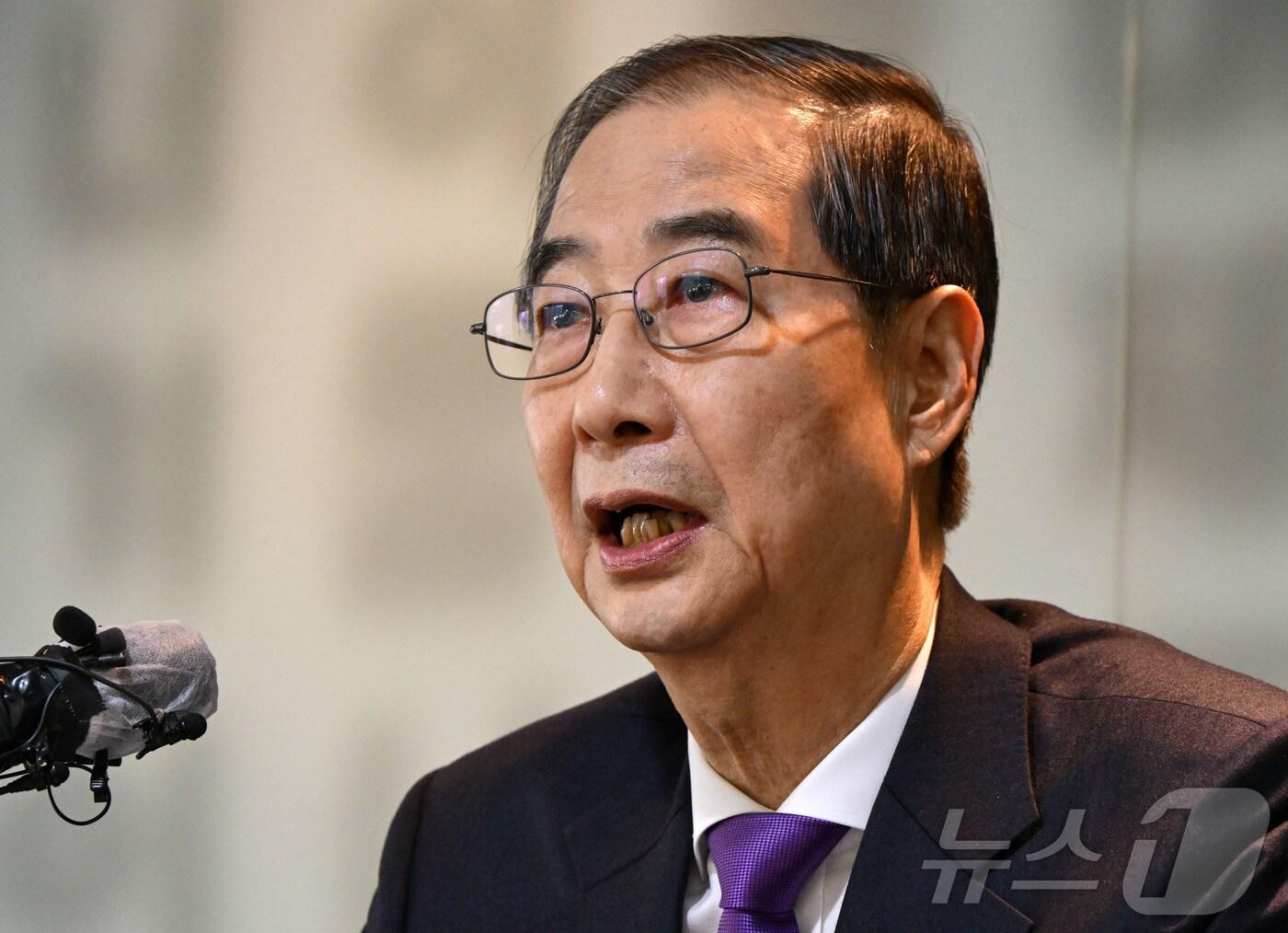 본문 이미지 - 한덕수 무소속 대선 예비후보가 7일 서울 중구 한국프레스센터에서 서울외신기자클럽 초청 기자간담회를 갖고 있다. 2025.5.7/뉴스1 ⓒ News1 국회사진취재단