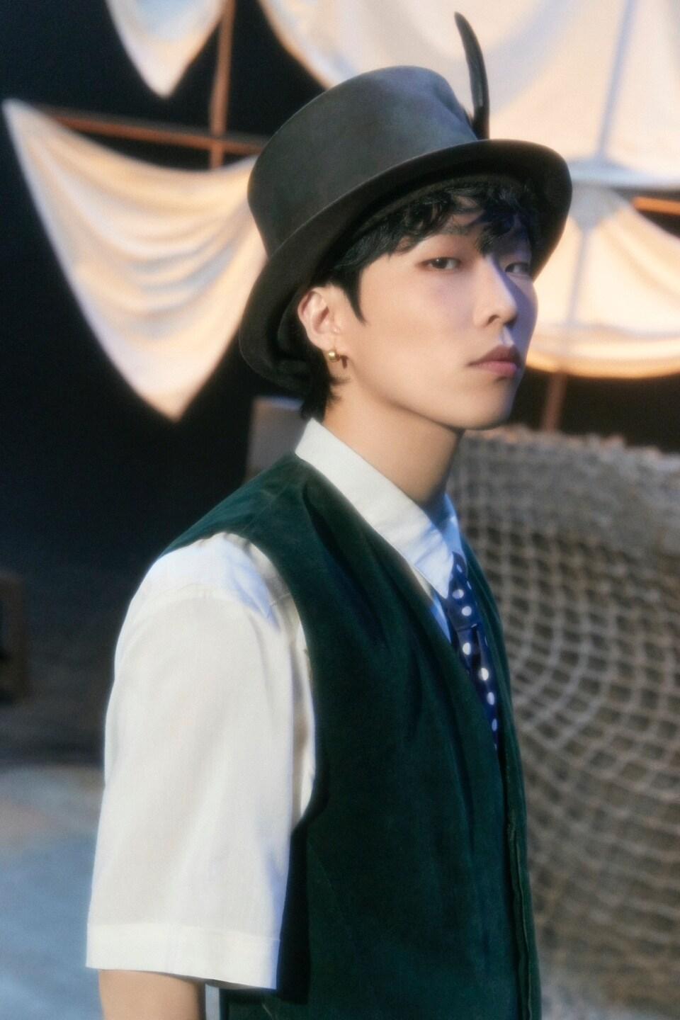 본문 이미지 - 이찬혁