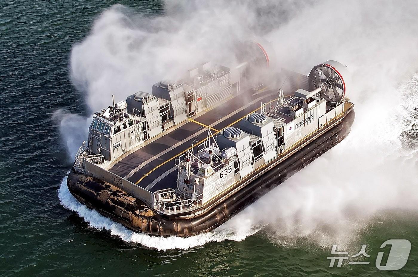HJ중공업이 건조한 고속상륙정.(HJ중공업 제공. 재판매 및 DB 금지)