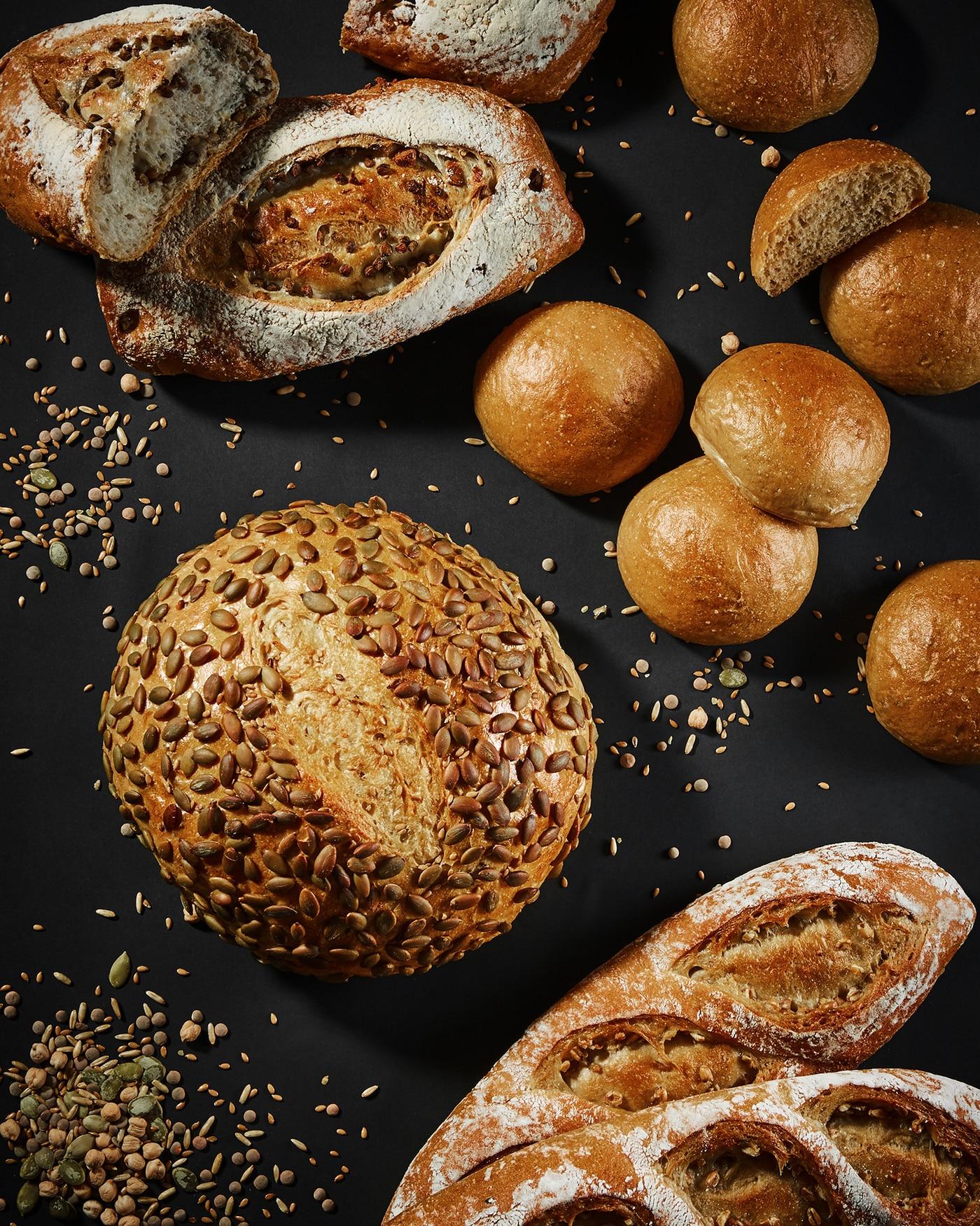 본문 이미지 - 건강빵 시리즈 제품 연출컷(신세계푸드 제공)