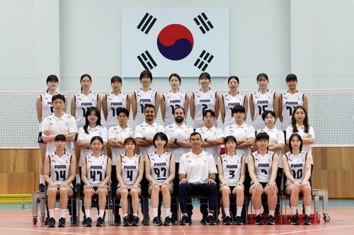 본문 이미지 - VNL에 출전하는 여자 배구 대표팀. (대한배구협회 제공)