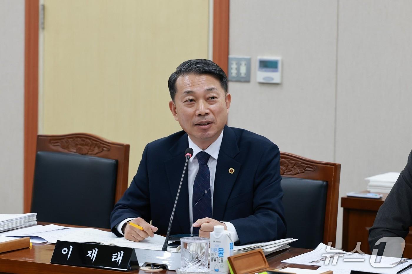 이재태 의원&#41;이 지난 9일 글로컬교육박람회 용역 계약과 정산의 문제점을 지적하고 있다.&#40;전남도의회 제공, 재판매 및 DB금지&#41; 