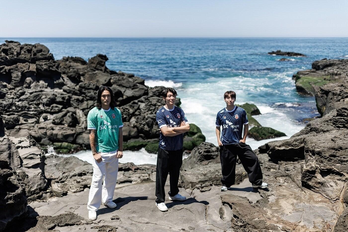 제주 SK가 공개한 세 번째 유니폼. (제주 SK 제공)