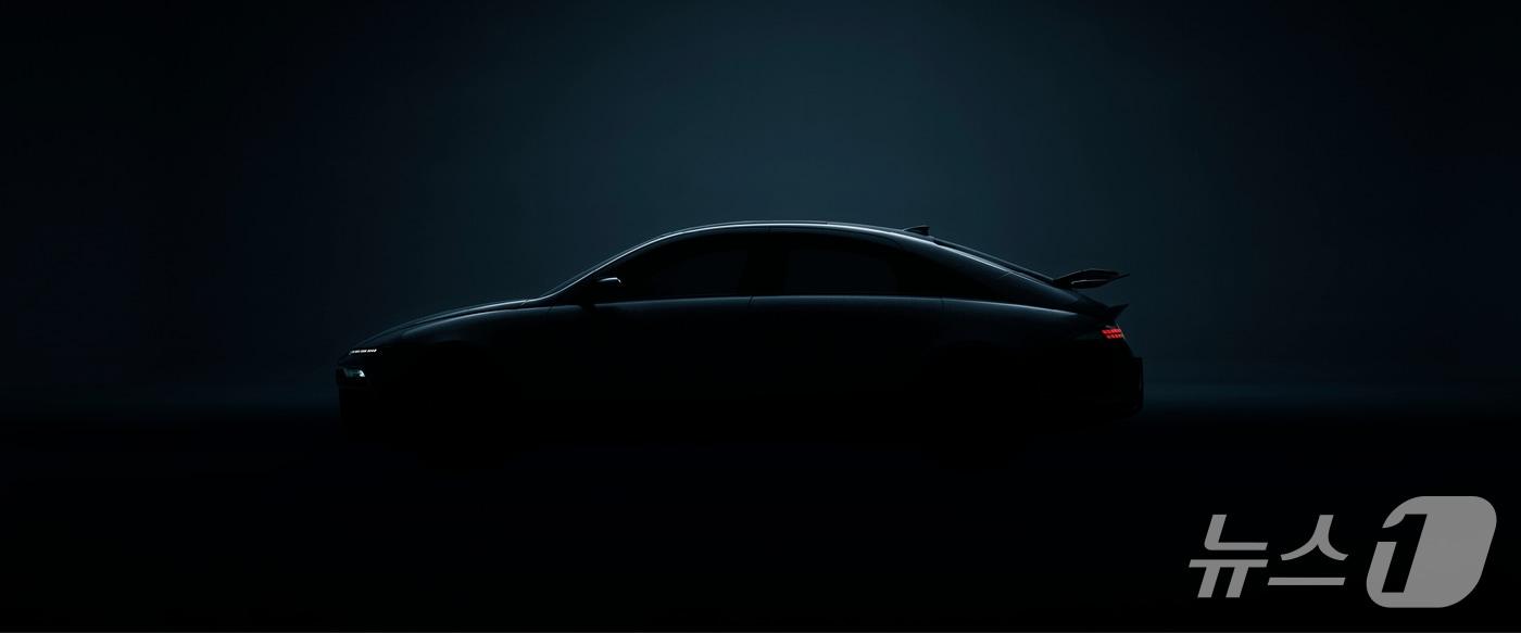 현대차의 고성능 전기 세단 '아이오닉 6 N' 티저 이미지.(현대차 제공) 