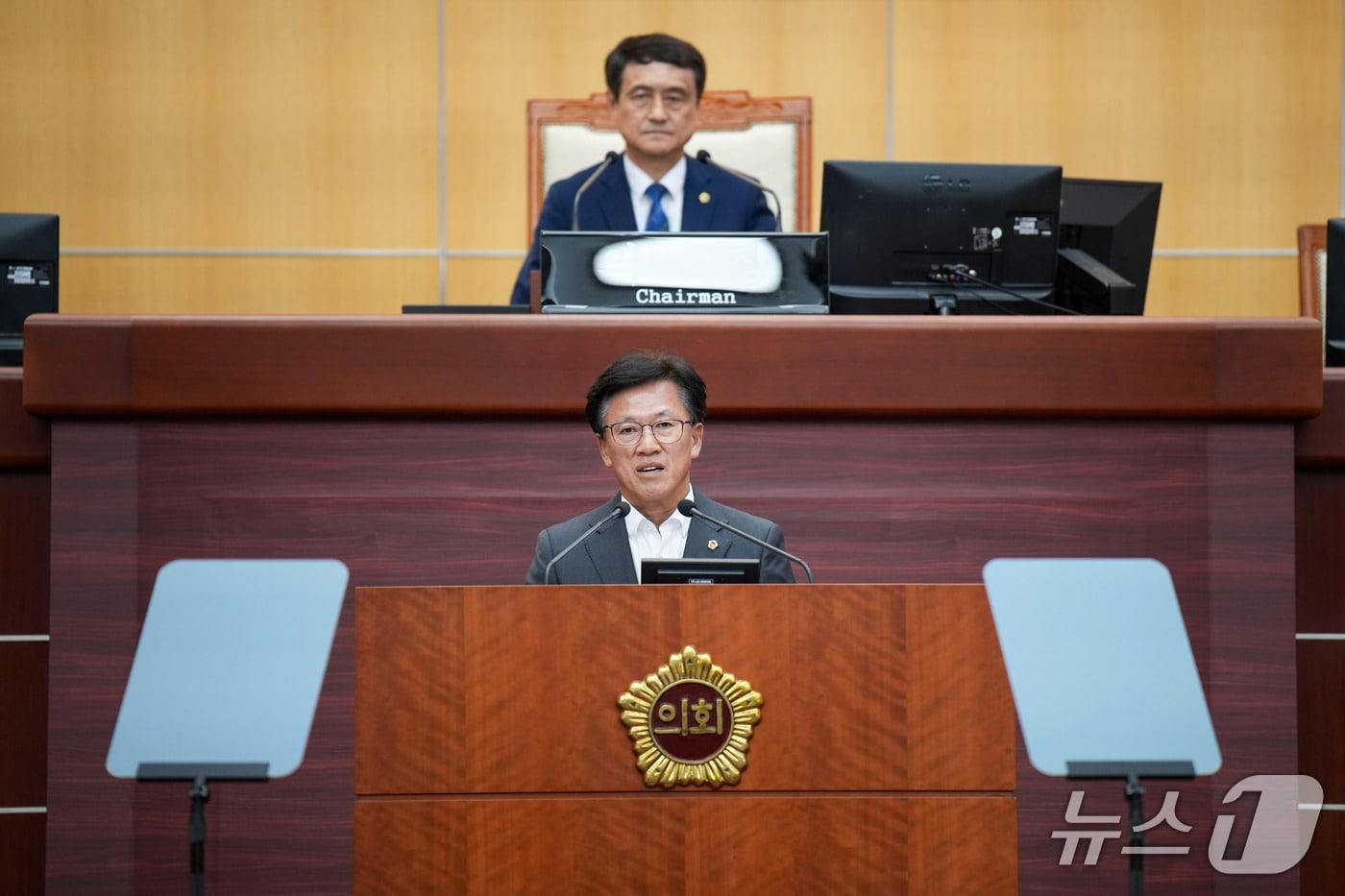 12일 이명연 전북도의원이 정례회 제3차 본회의에서 도정질의를 하고 있다.&#40;의회제공. 재판매 및 DB금지&#41;2025.6.12/뉴스1