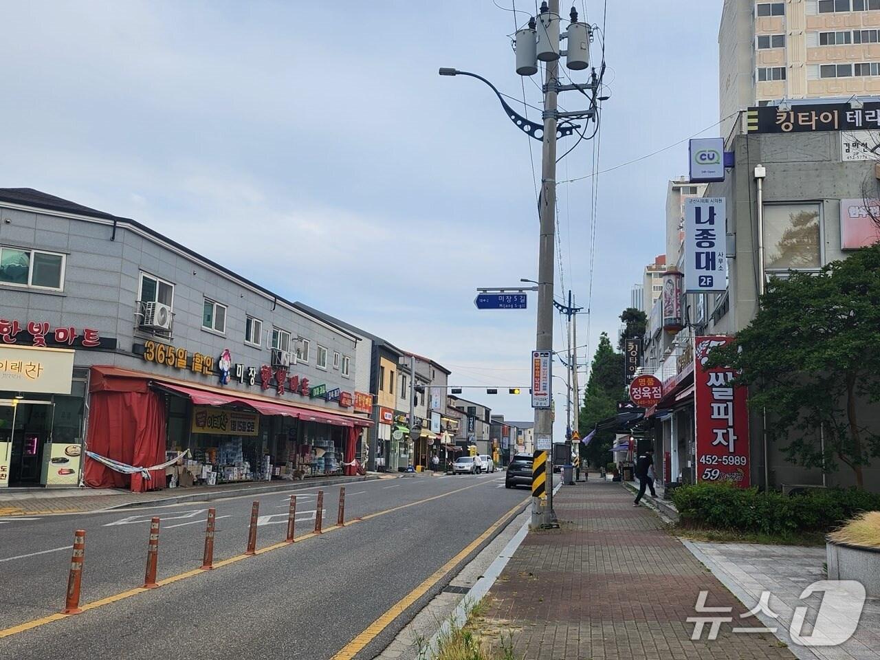 본문 이미지 - 군산 미장상가가 골목형 상점가로 지정됐다.&#40;군산시 제공, 재판매 및 DB금지&#41;