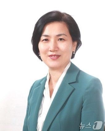 본문 이미지 - 이재명 대통령은 15일 국가안보실 3차장에 오현주 주교황청 대사를 임명했다. &#40;대통령실 제공. 재판매 및 DB 금지&#41; 2025.6.15/뉴스1 ⓒ News1 박지혜 기자