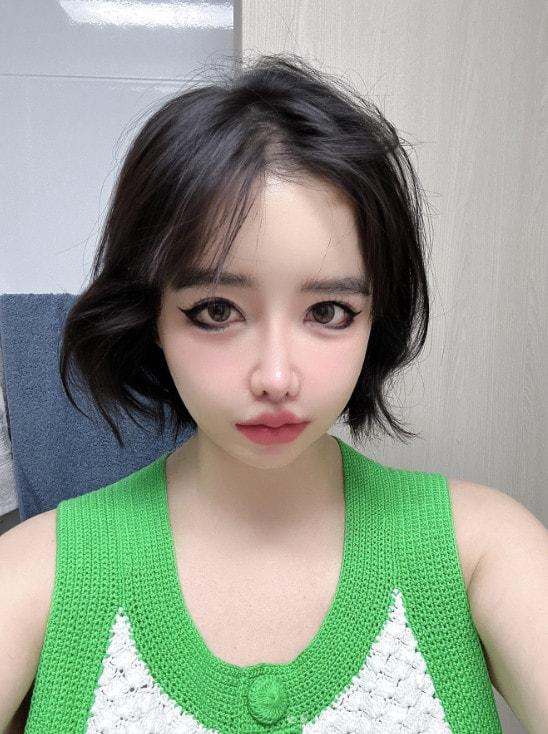 본문 이미지 - 사진=박봄 인스타그램