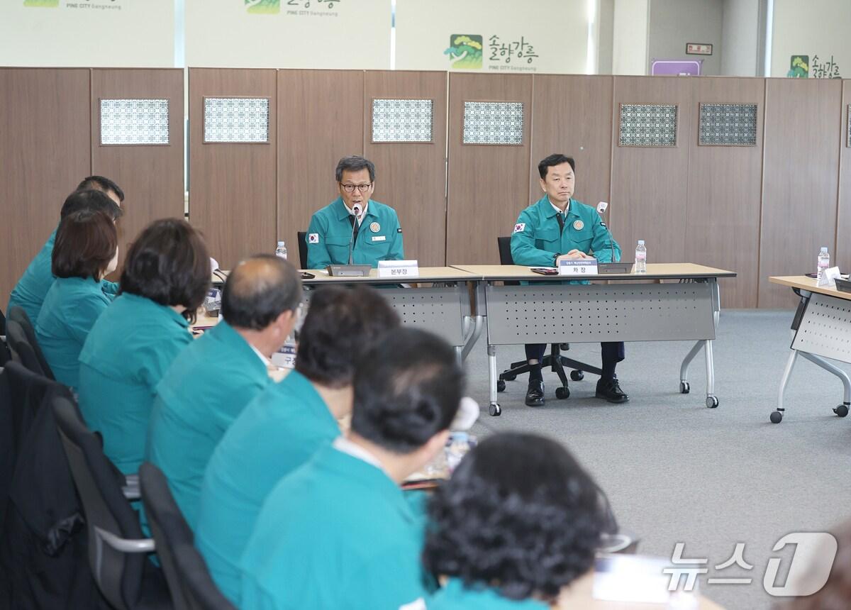 본문 이미지 - 강릉시, 2025년 봄철 산불예방·대응 시군 평가 &#39;최우수&#39;.&#40;강릉시 제공 재판매 및 DB 금지&#41; 2025.6.16/뉴스1