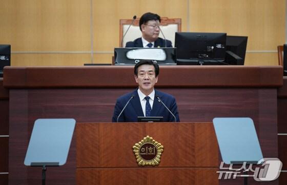 본문 이미지 - 윤정훈 전북도의원이 발의한 ‘전북도교육청 학생 폭염 피해 예방 및 지원 조례안’이 상임위인 교육위원회에서 원안 가결됐다.(의회제공. 재판매 및 DB금지)2025.6.16/뉴스1