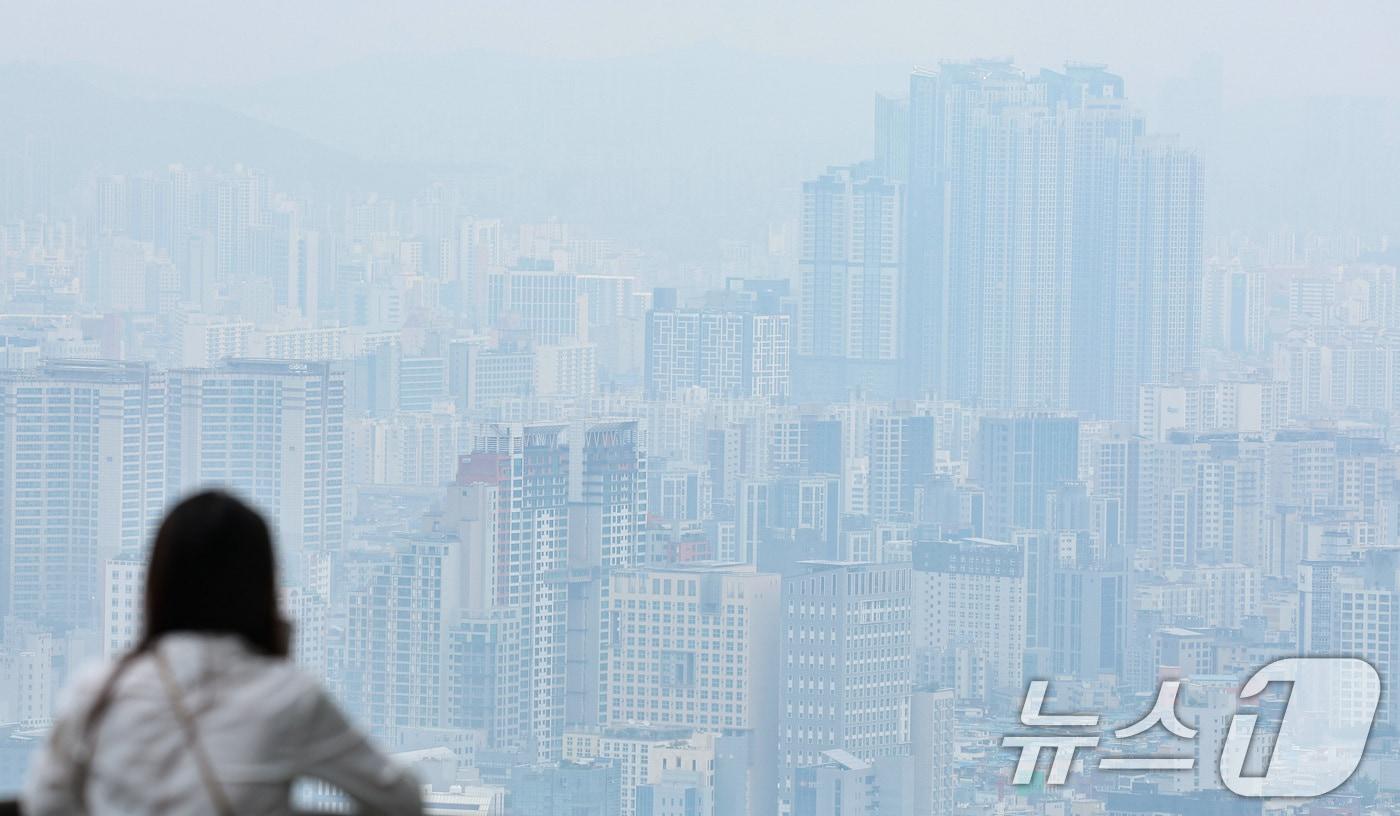 사진은 서울 남산에서 바라본 서울 아파트 단지의 모습. 2025.6.16/뉴스1 ⓒ News1 신웅수 기자