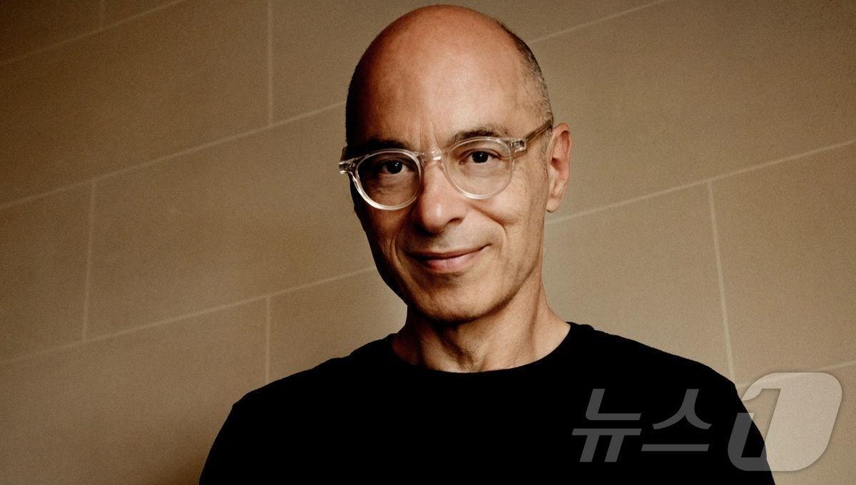 본문 이미지 - 세계적인 소설가 '베르나르 베르베르'. (ACC 재단 제공. 재판매 및 DB금지) /뉴스1 2025.6.16/뉴스1 