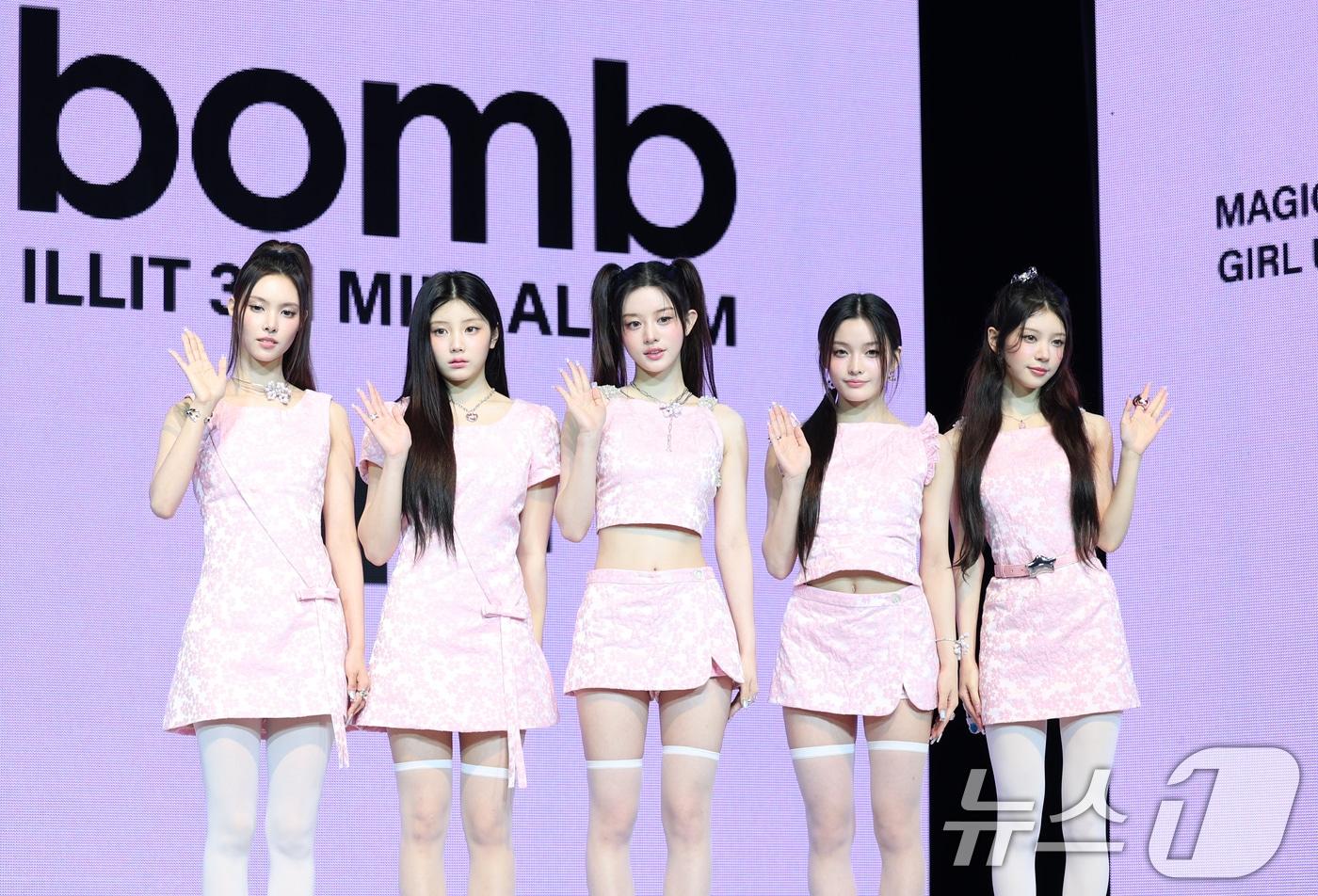 그룹 아일릿의 윤아(왼쪽부터)와 민주, 모카, 원희, 이로하 2025.6.16/뉴스1 ⓒ News1 권현진 기자