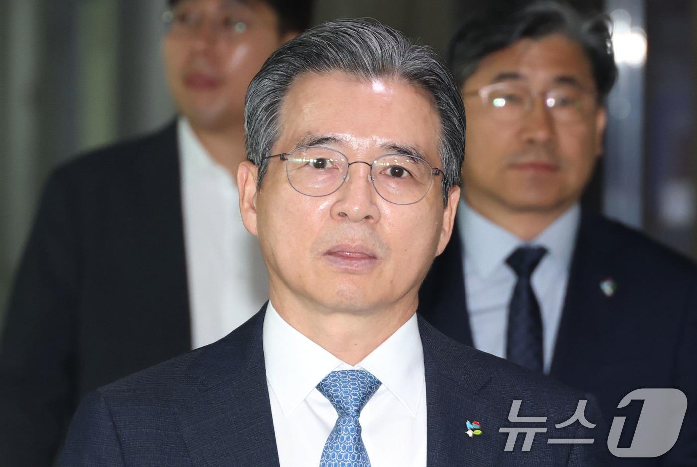 김용범 대통령실 정책실장이 18일 오전 서울 여의도 국회 의원회관에서 민생회복지원금을 포함한 추가경정예산 편성 논의를 위해 열린 당정대 협의회에 참석하고 있다. 2025.6.18/뉴스1 ⓒ News1 이광호 기자