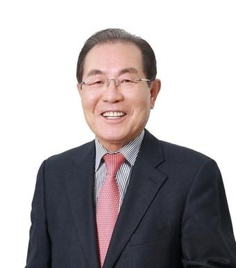 본문 이미지 - 윤동한 콜마그룹 회장.&#40;콜마비앤에이치제공&#41;