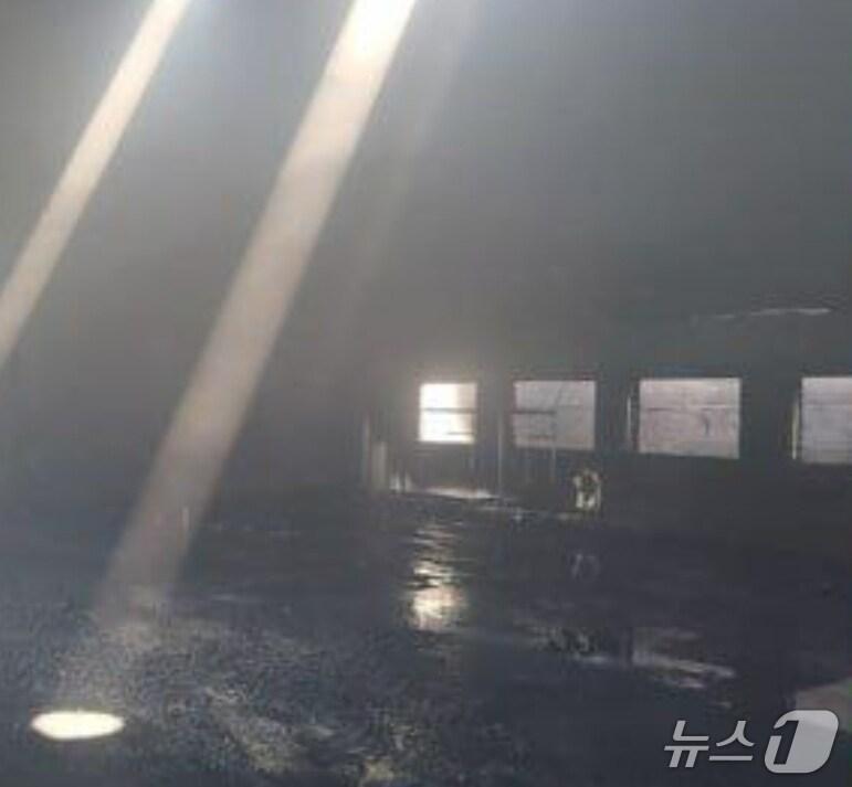 본문 이미지 - 화재 현장. &#40;경기도소방재난본부 제공. 재판매 및 DB 금지&#41; 2025.6.18/뉴스1