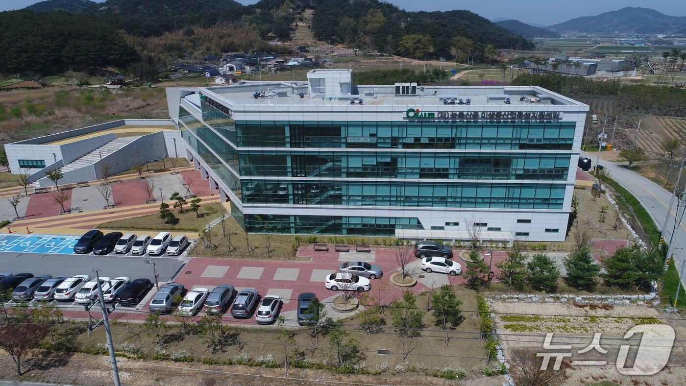 전북 정읍시 소재 &#40;재&#41;농특산물미생물산업육성지원센터 전경.&#40;정읍시 제공. 재판매 및 DB금지&#41;/뉴스1 