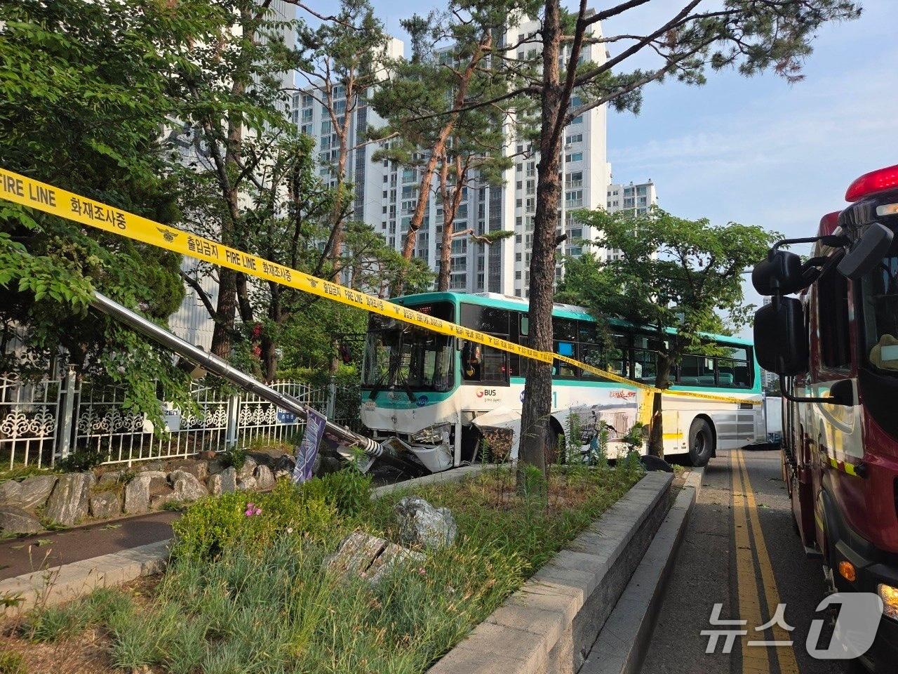 본문 이미지 - 사고현장(경기 부천소방서 제공.재판매 및 DB금지)