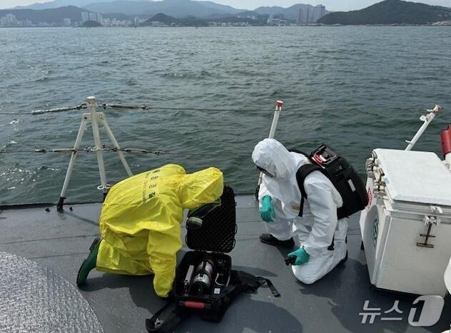 본문 이미지 - 2024년 방사선 탐지 훈련 현장.(부산시청 제공. 재판매 및 DB 금지)