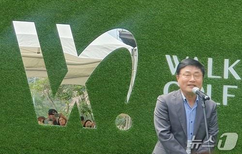본문 이미지 - 19일 서울 광진구 워커힐로 워커힐 호텔앤리조트 서울(이하 워커힐)에서 진행된 '워커힐 골프클럽' 미디어데이에서 현몽주 대표가 인사말을 하고 있다. 2025.6.19/뉴스1 ⓒ News1 김명신 기자