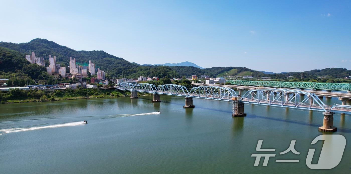 왜관철교 전경&#40;칠곡군 제공&#41;/뉴스1 ⓒ News1 정우용 기자