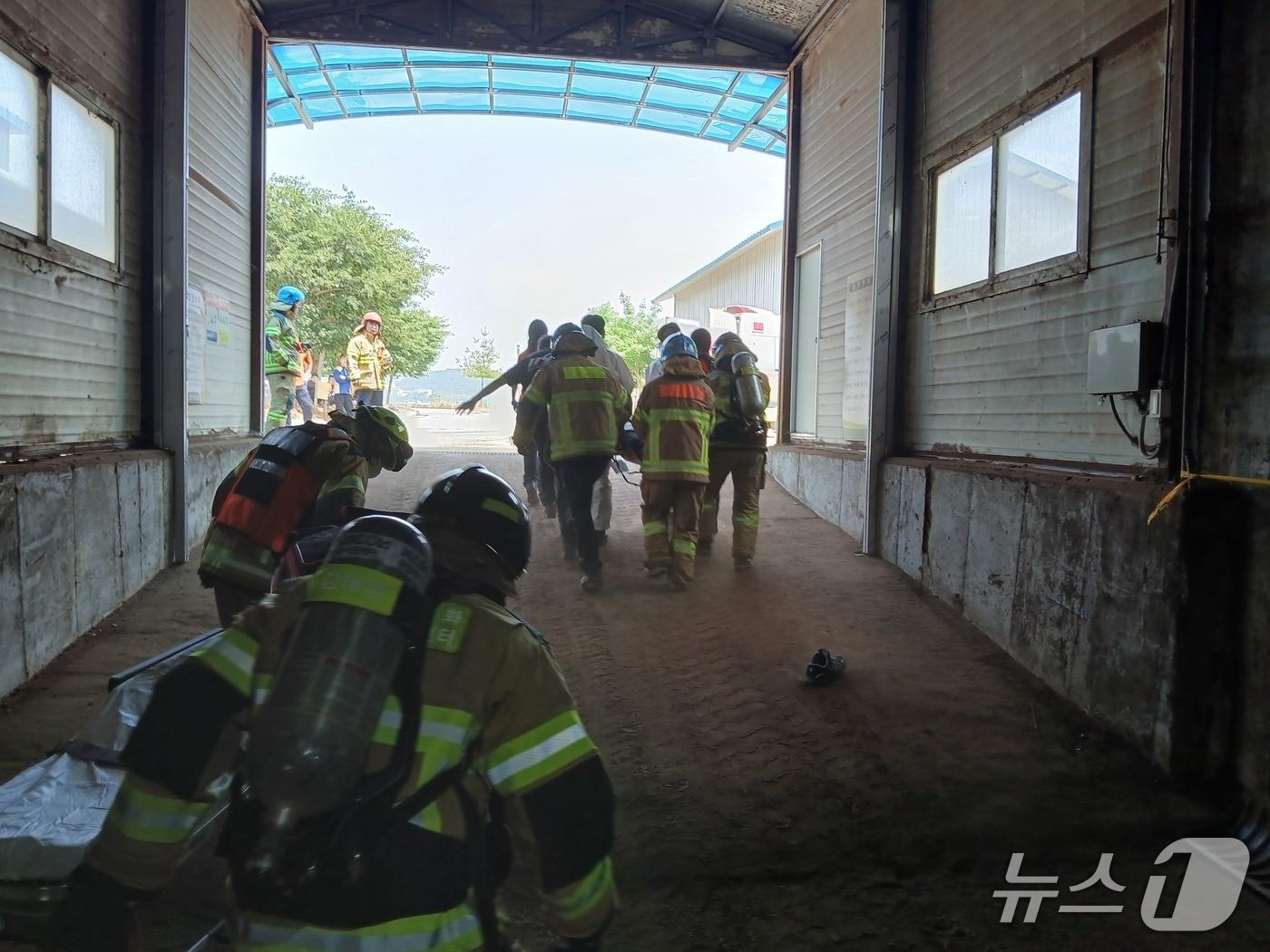 본문 이미지 - 사고현장&#40;인천소방본부 제공.재판매 및 DB금지&#41;
