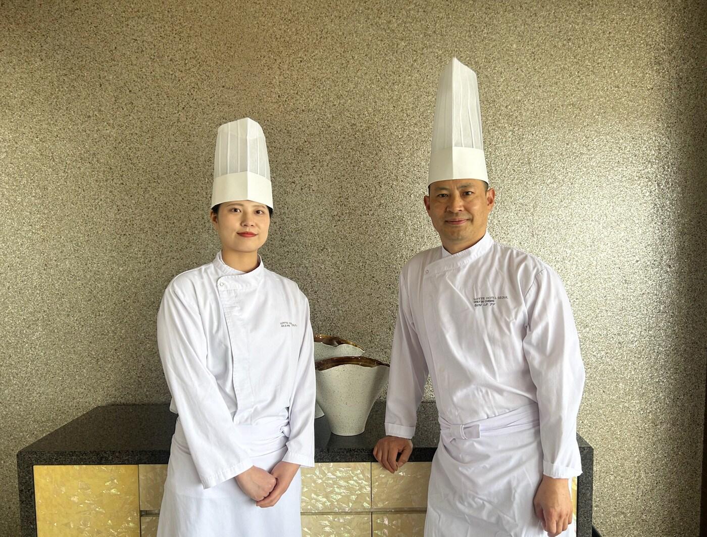 본문 이미지 - 롯데호텔 서울 중식당 '도림'의 손락유 조리장(오른쪽)과 안지혜 셰프.(롯데호텔앤리조트 제공). 