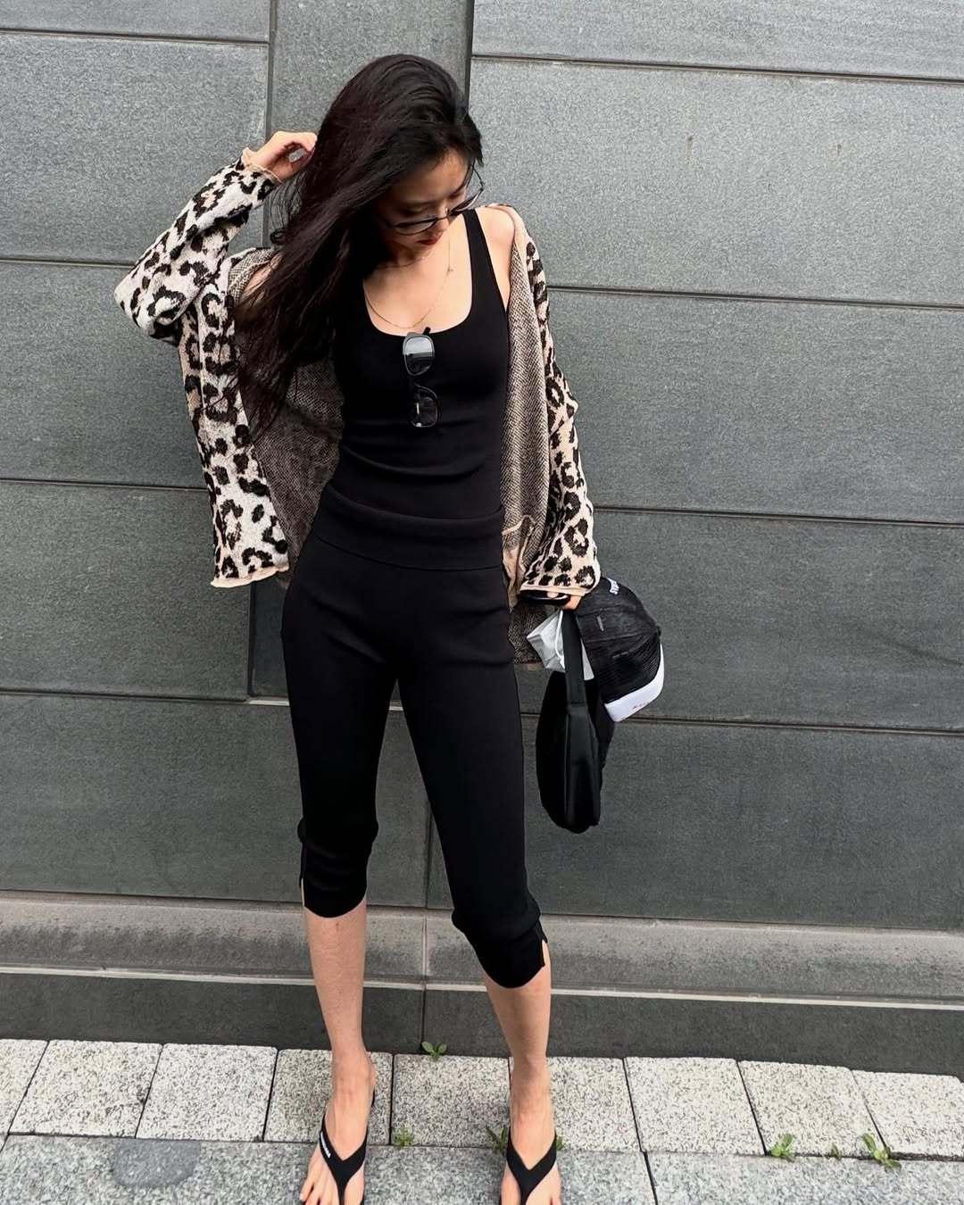 본문 이미지 - 손나은 SNS