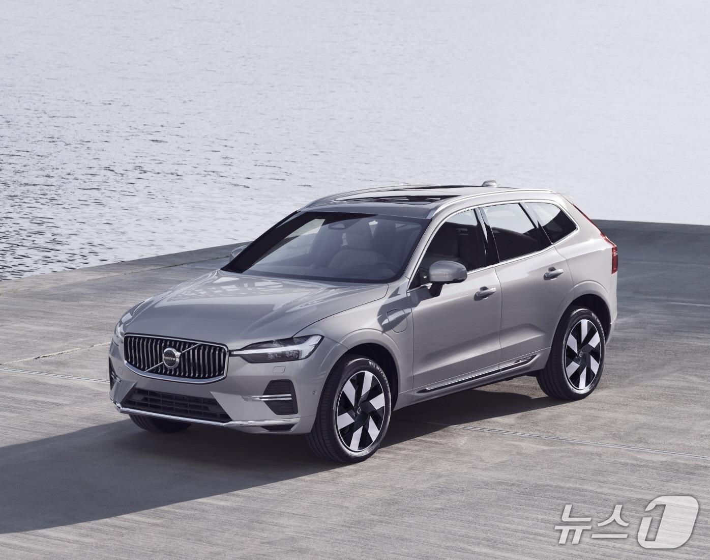본문 이미지 - 볼보 XC60 