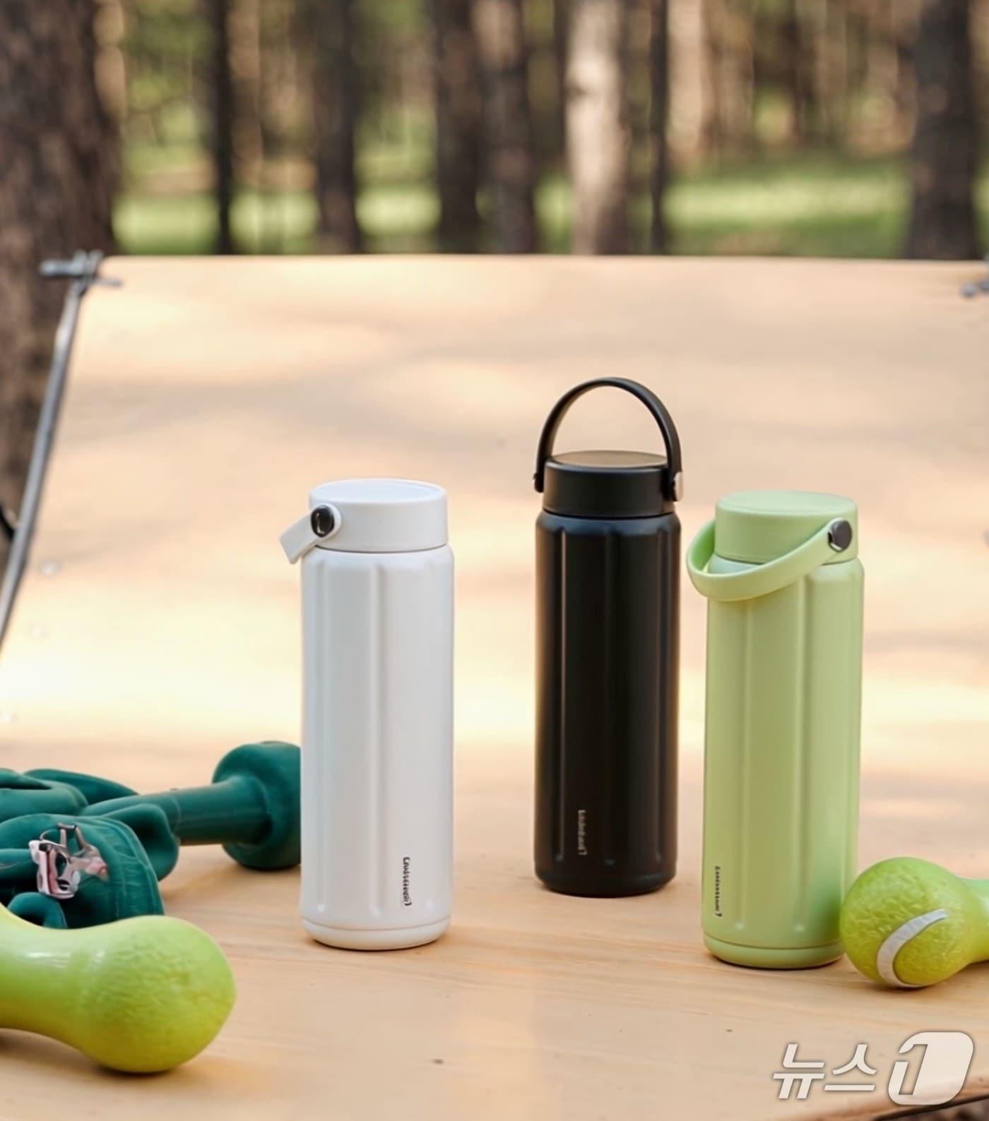 본문 이미지 - 슬로 울트라 라이트 텀블러 제품 이미지 (락앤락 제공)